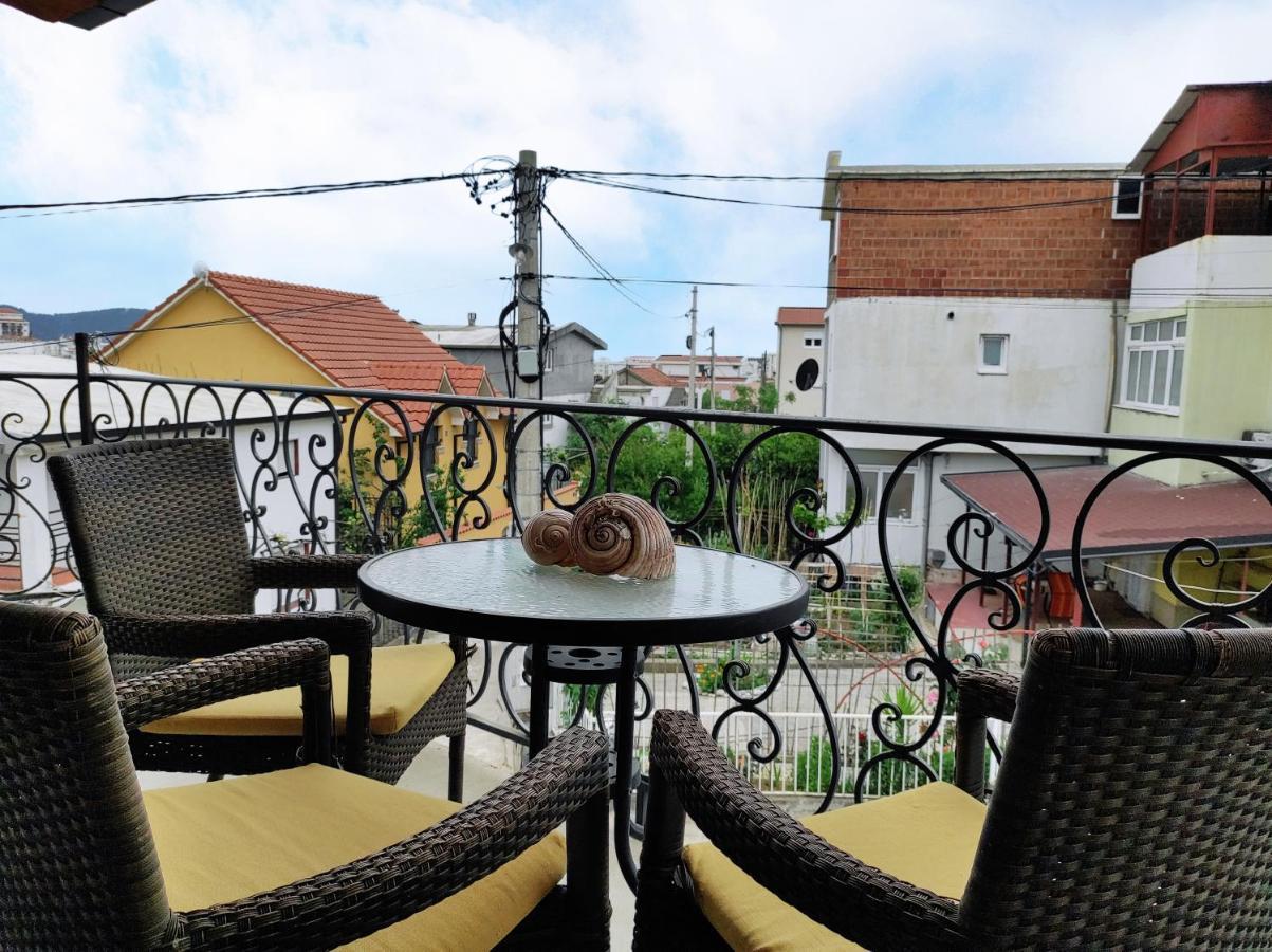 Boki Family Home De Lux Бар Екстериор снимка