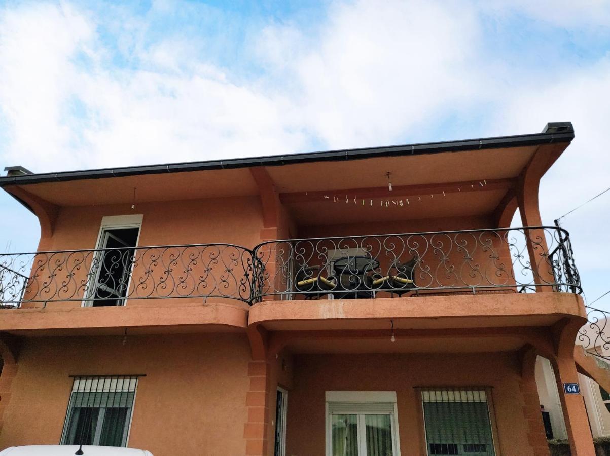 Boki Family Home De Lux Бар Екстериор снимка